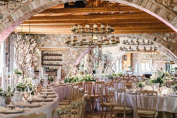 Gorgeous almond blossom wedding decoration ideas